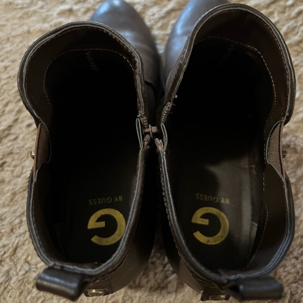 Guess Booties - Picture 5 of 9